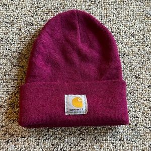 Magenta Carhartt beanie